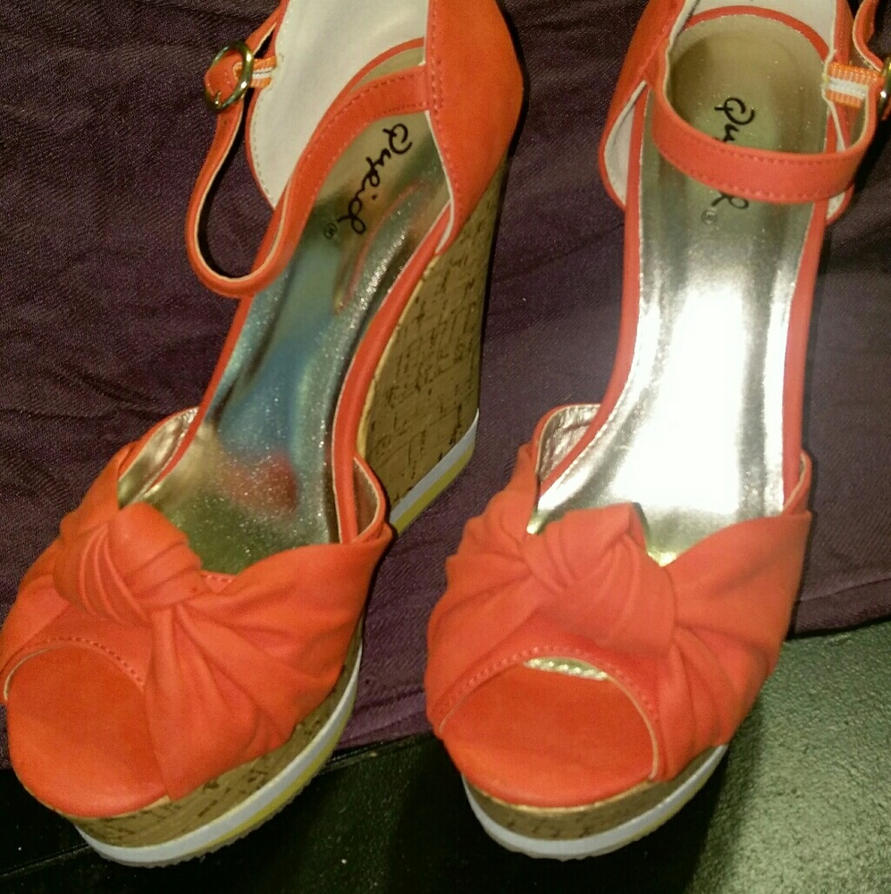 Brand new! Orange wedge heels